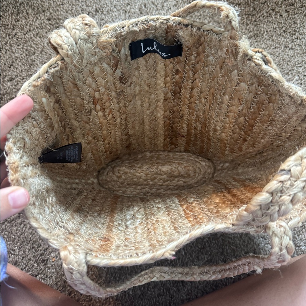 Lulus Woven Tote Bag - Picture 4 of 5